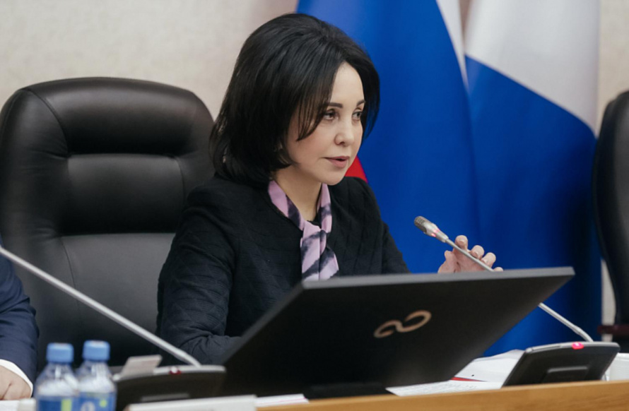 Бюджет Приморья на 2026 – 2028 годы представили во Владивостоке