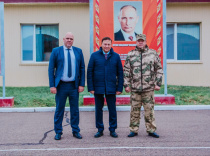Член Совета Федерации Александр Ролик посетил войсковую часть войск национальной гвардии