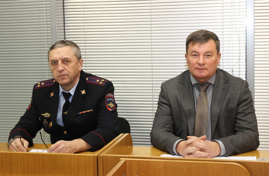ГИБДД Приморья усилит патрулирование в новогодние дни
