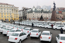 Более 80 автомобилей пополнили парк больниц Приморья