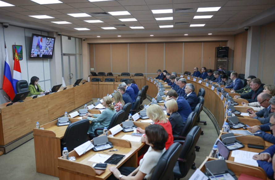 Безопасность детей усилят на летних каникулах в Приморье