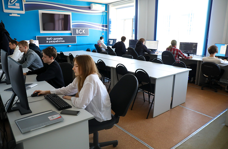 Полторы сотни лучших студентов колледжей Приморья удостоятся стипендии Губернатора