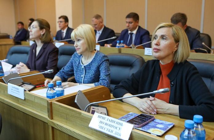 Направления использования средств регионального маткапитала расширили для родителей детей-инвалидов в Приморье