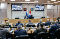 Губернатор Приморья потребовал от административных комиссий усилить контроль за чистотой мусорных площадок