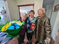 Сегодня свой 95-летний юбилей отмечает жительница села Чугуевка Белоножко Анна Филипповна.