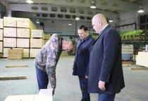 В ходе рабочей поездки сенатора Александра Ролика посетили ряд ключевых производственных предприятий округа