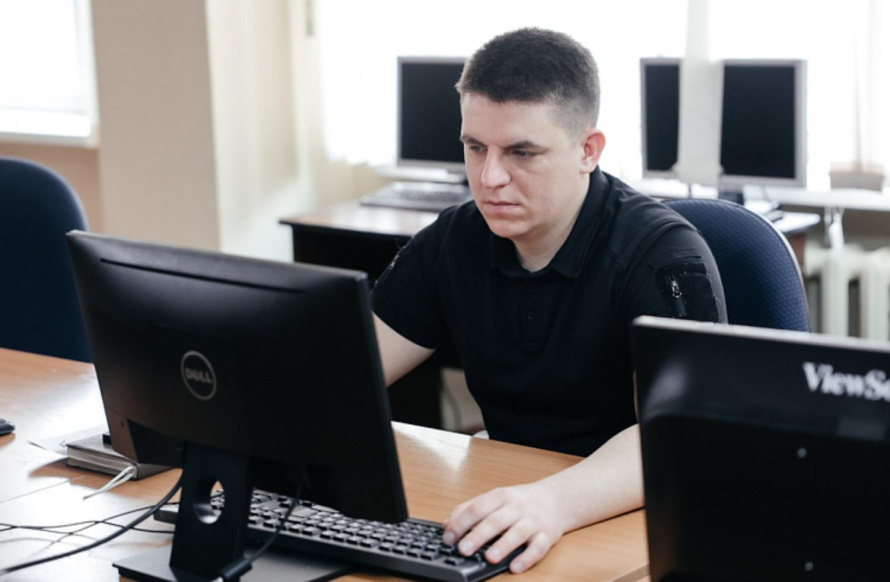 Ветераны СВО вместе с жёнами получают новые профессии в колледжах Приморья
