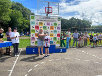 Чугуевцы празднуют день физкультурника