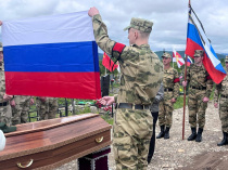Возле Обелиска героям-односельчанам, павшим в боях Великой Отечественной войны 1941-1945 годов в селе Чугуевка, прошло прощание с героем-земляком Грачёвым Иваном Владимировичем, погибшим при исполнении воинского долга в ходе Специальной военной операции. 
