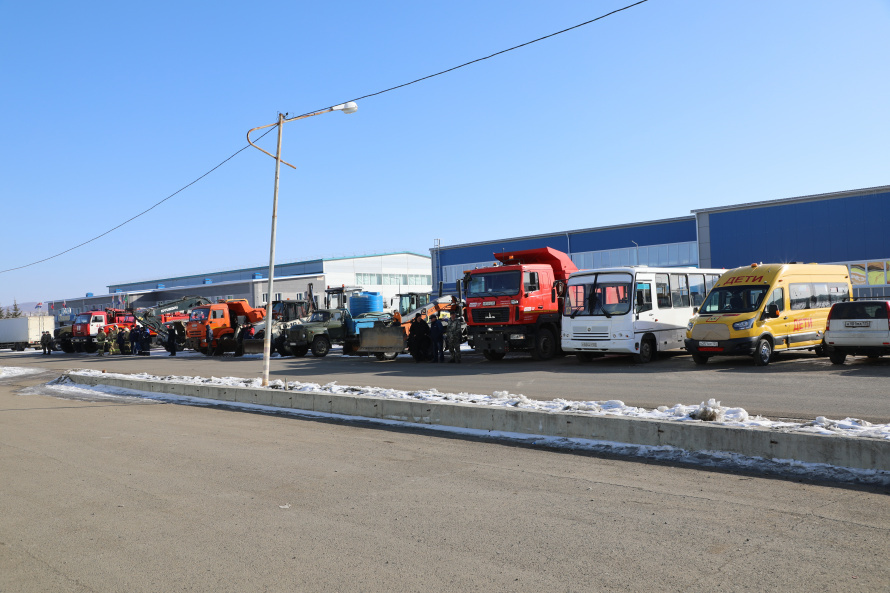 На территории Чугуевского округа 5-6 марта проходят командно-штабные учения с целью проверки готовности техники и личного состава оперативных служб к чрезвычайным ситуациям, вызванных весенними паводками и природными пожарами.